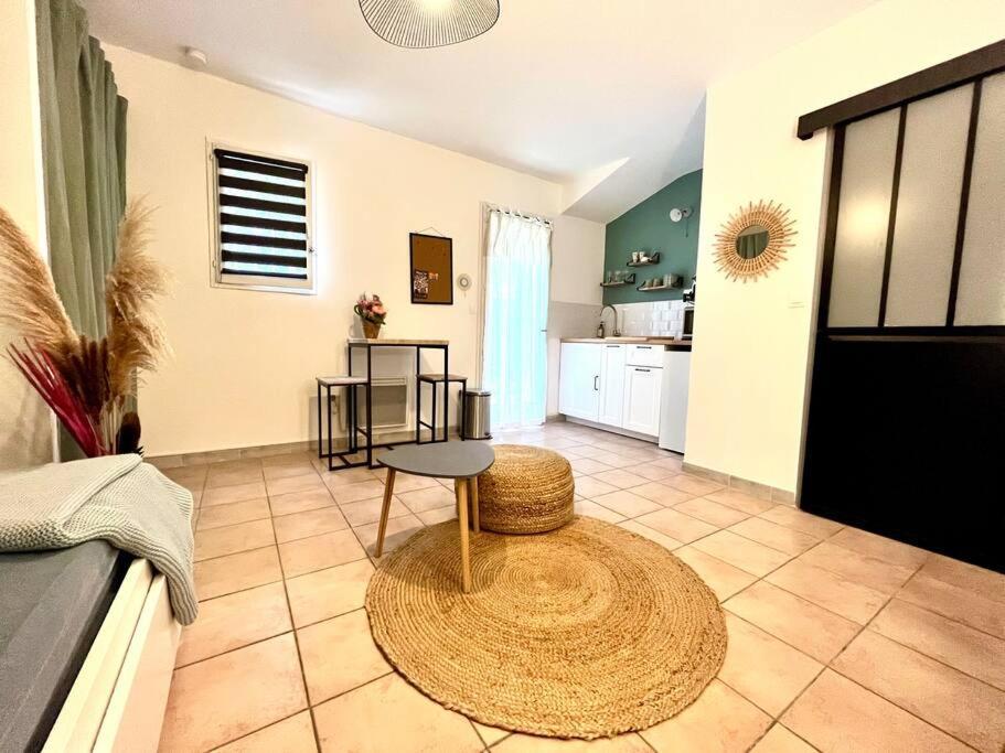 Aix-En-Provence, Cosy Studio Proche Toutes Commodites, Linges Fournis Aix-en-Provence Exterior foto